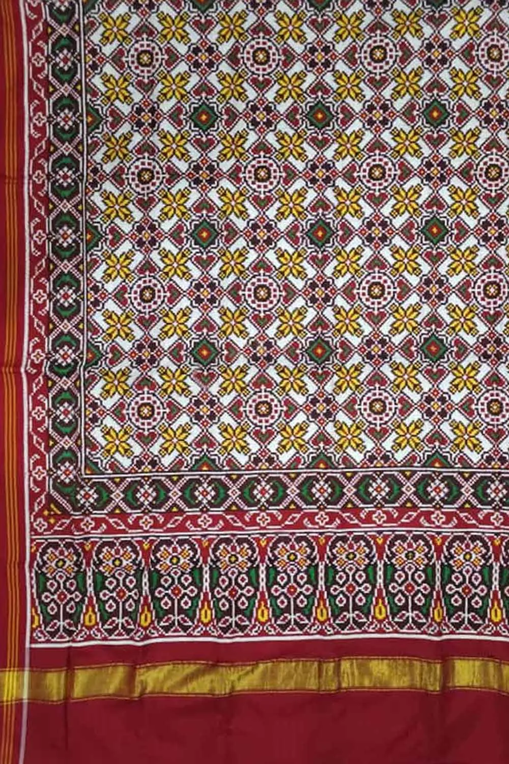 Exquisite Off White Patan Patola Double Ikat Silk Saree