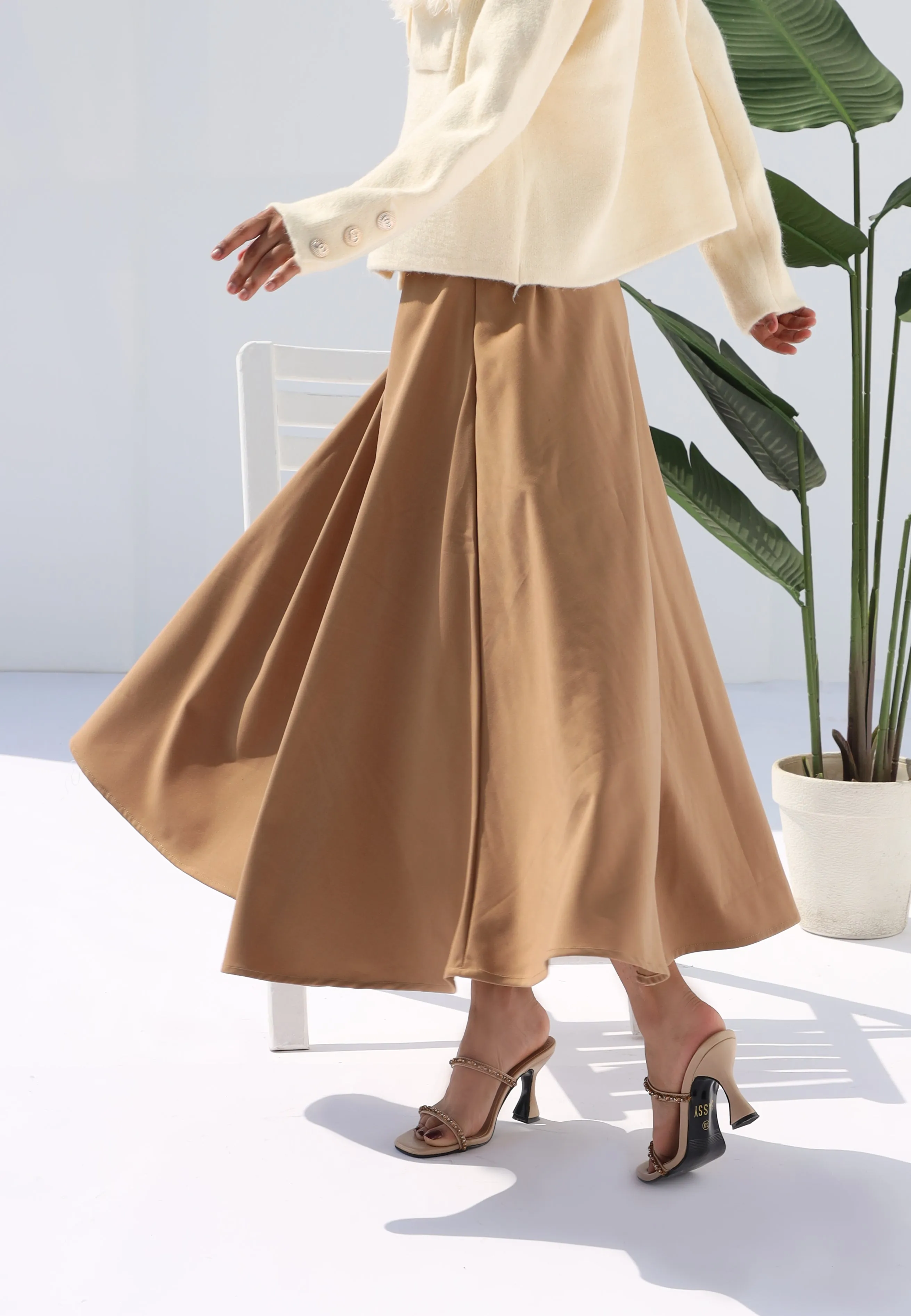 TwirlTide Skirt Tan