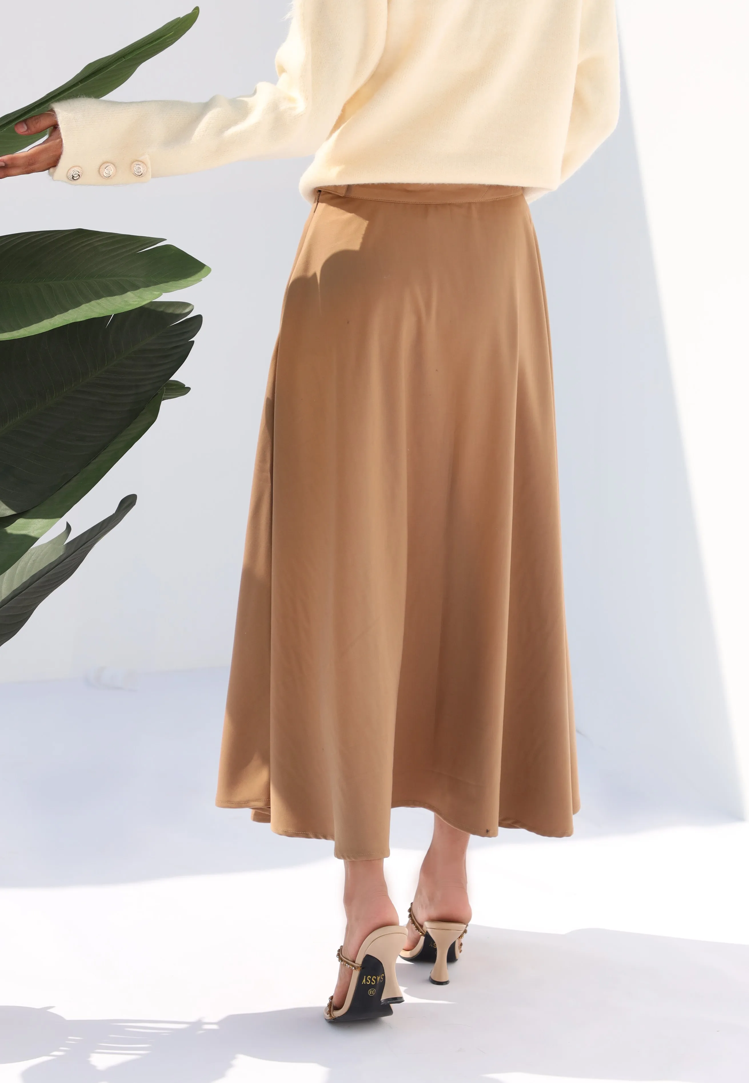 TwirlTide Skirt Tan