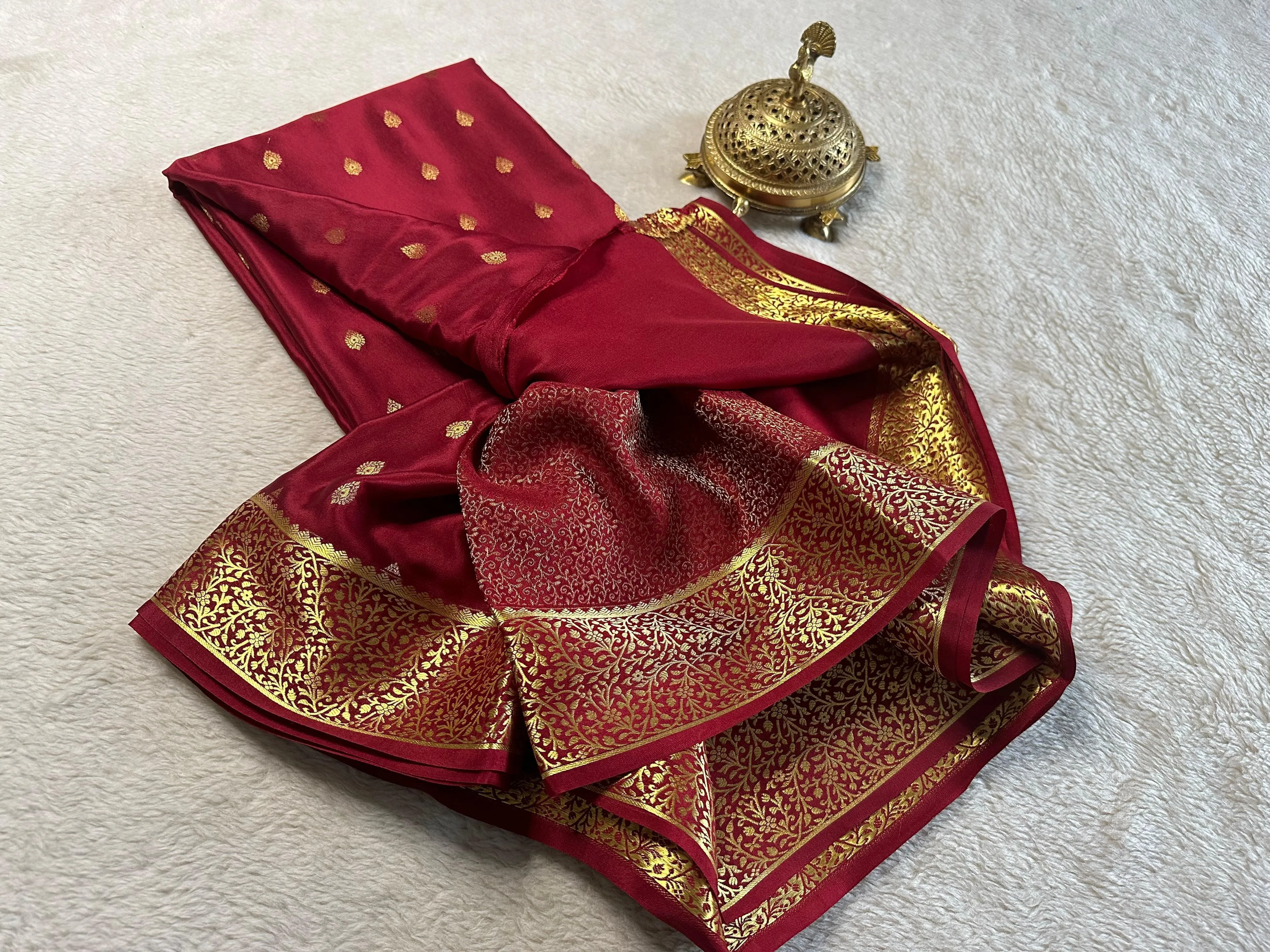 Your Wardrobe Upgrade: Pure Brocade Mysore Silk Available Now